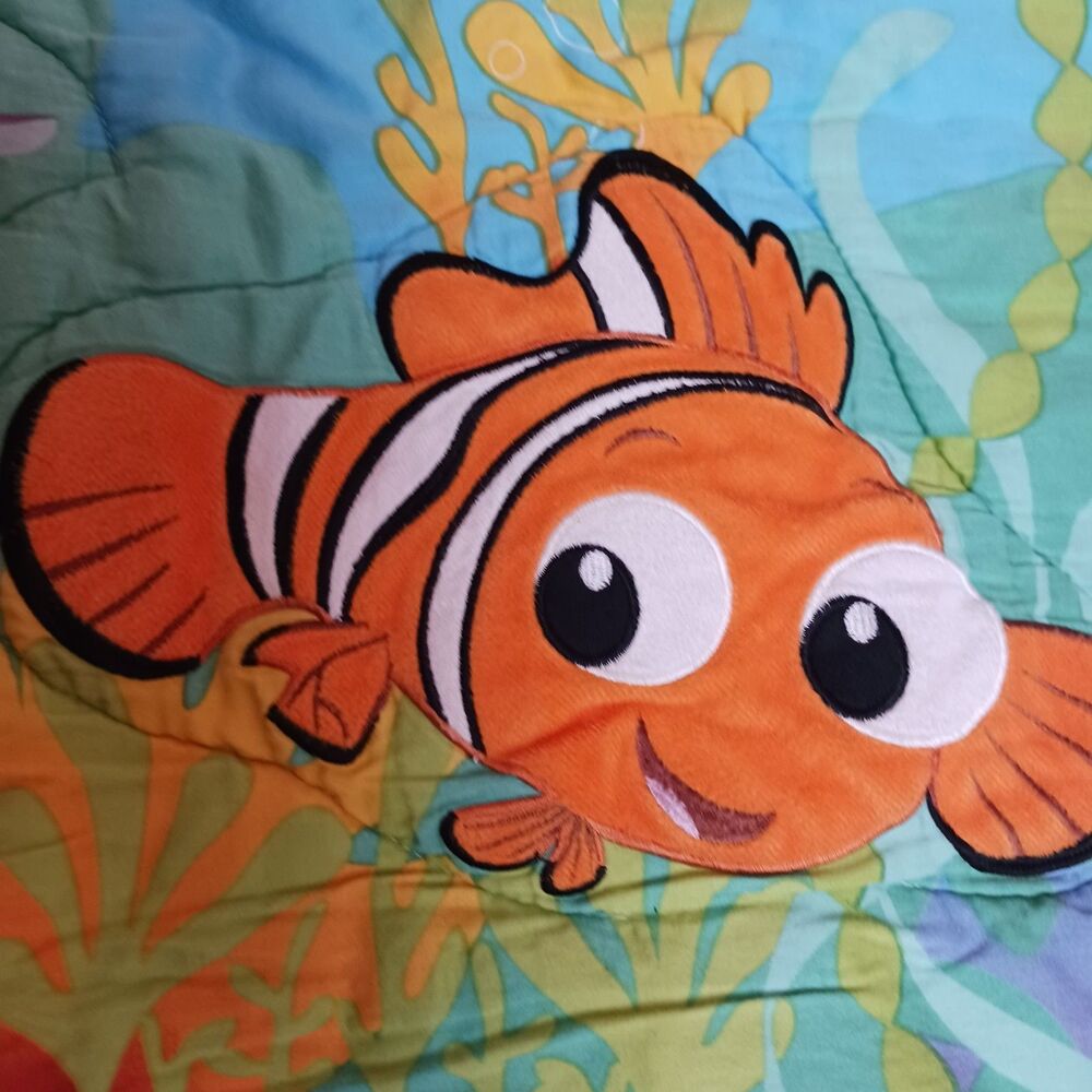 Disney Baby Finding Nemo Crib Blanket Squirt Ocean Theme Blue Quilt - Picture 4 of 8